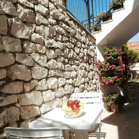 Apartment Panorama Postira